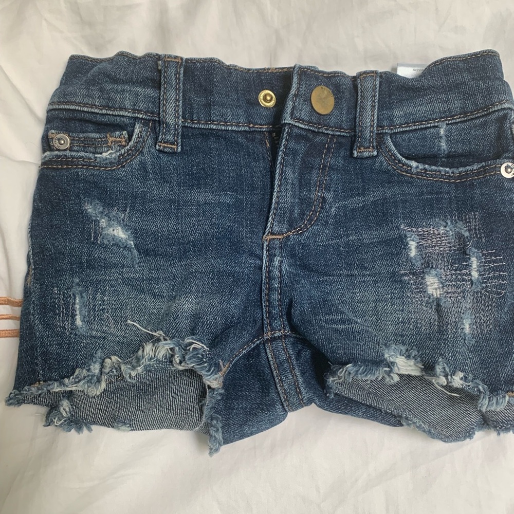 Cut off style DL1961 shorts for girls